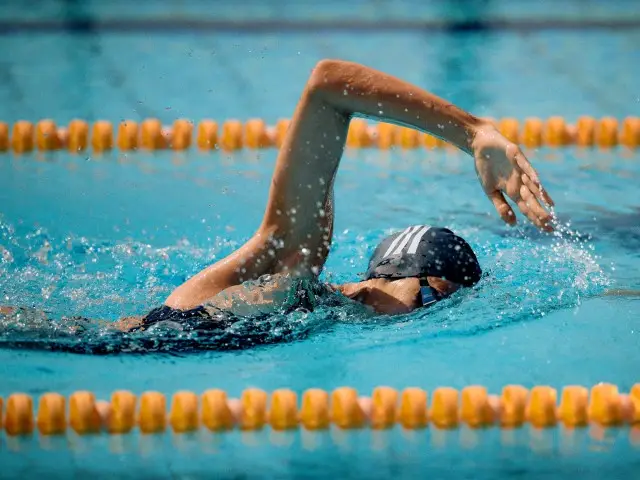 Natación
